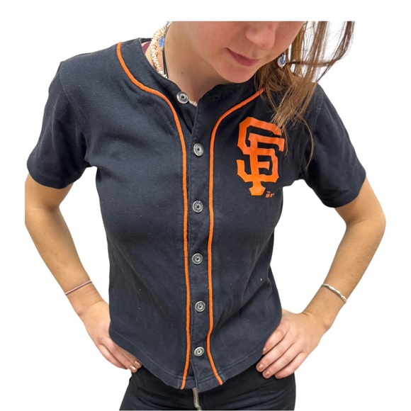San Fransisco Giants Button Up Shirt - Picture 4 of 7